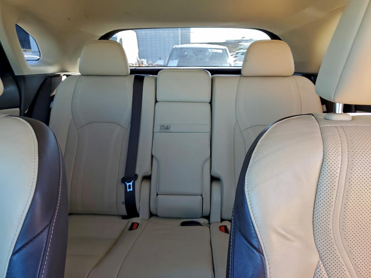 Lexus RX 350 Base Image 8