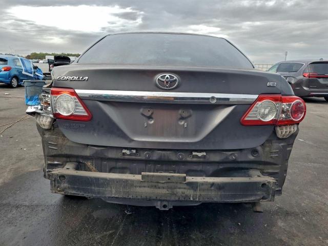 Toyota Corolla Base Image 5