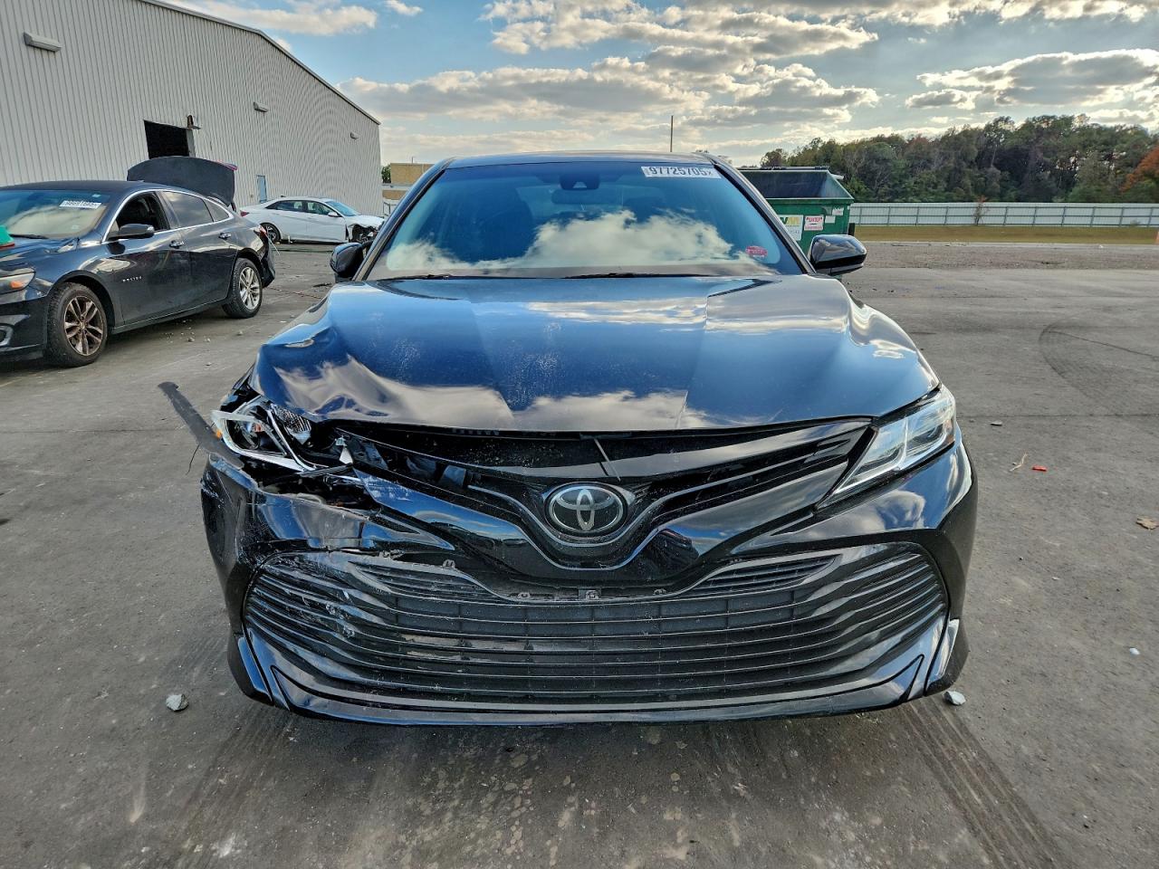 Toyota Camry L Image 4