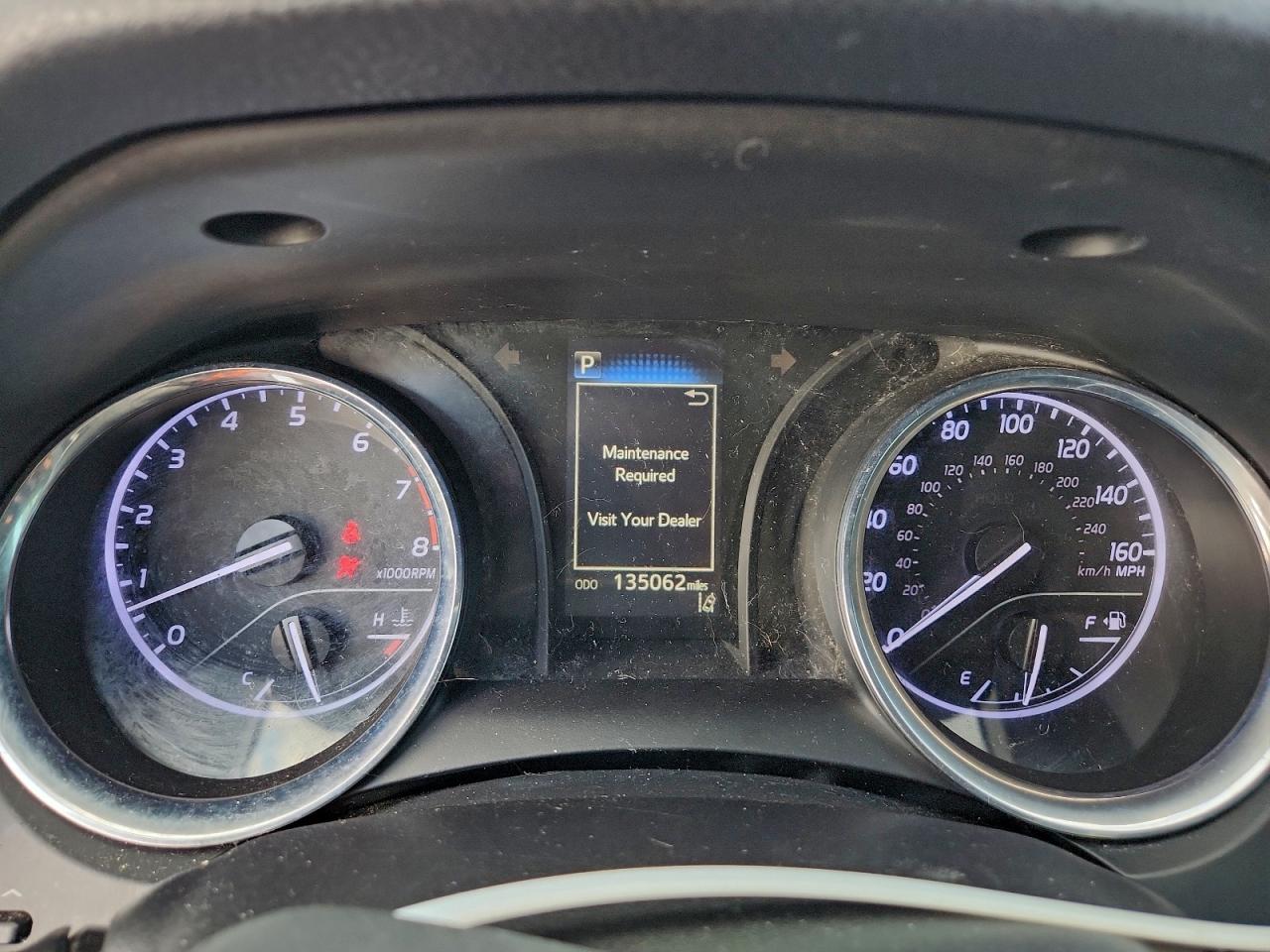 Toyota Camry L Image 5