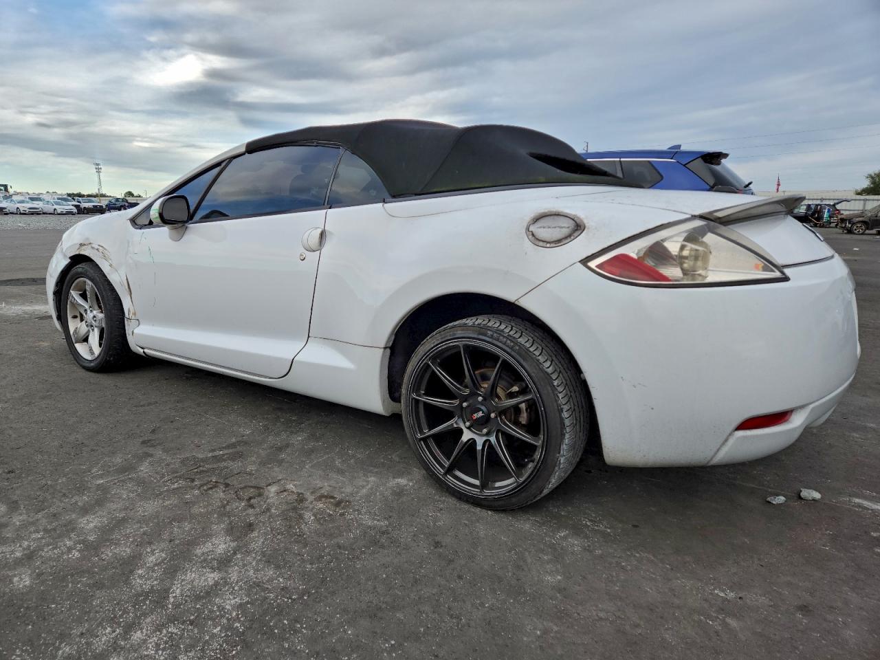 Mitsubishi Eclipse Spyder Gs Image 2