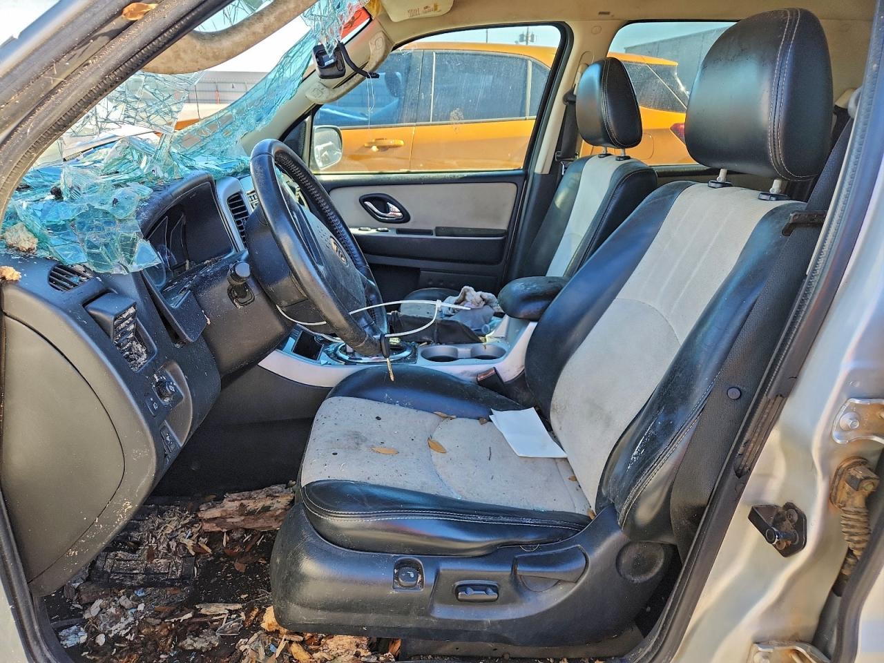 Mercury Mariner Premier Image 9