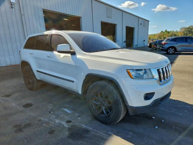 Jeep Grand Cherokee Laredo Image 13
