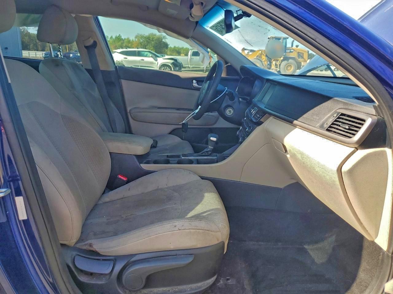 Kia Optima Lx Image 3