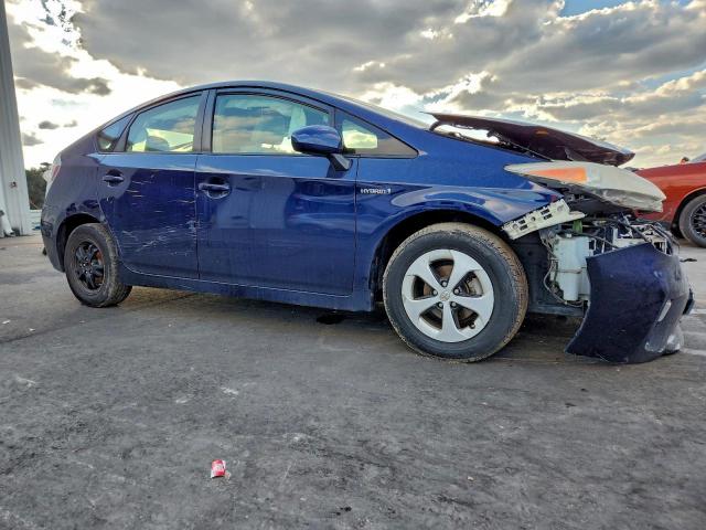 Toyota Prius Image 10