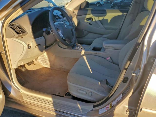 Toyota Camry Ce Image 3