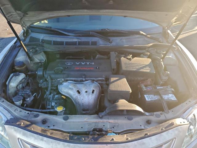 Toyota Camry Ce Image 6