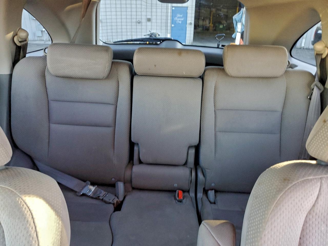 Honda Crv Lx Image 13