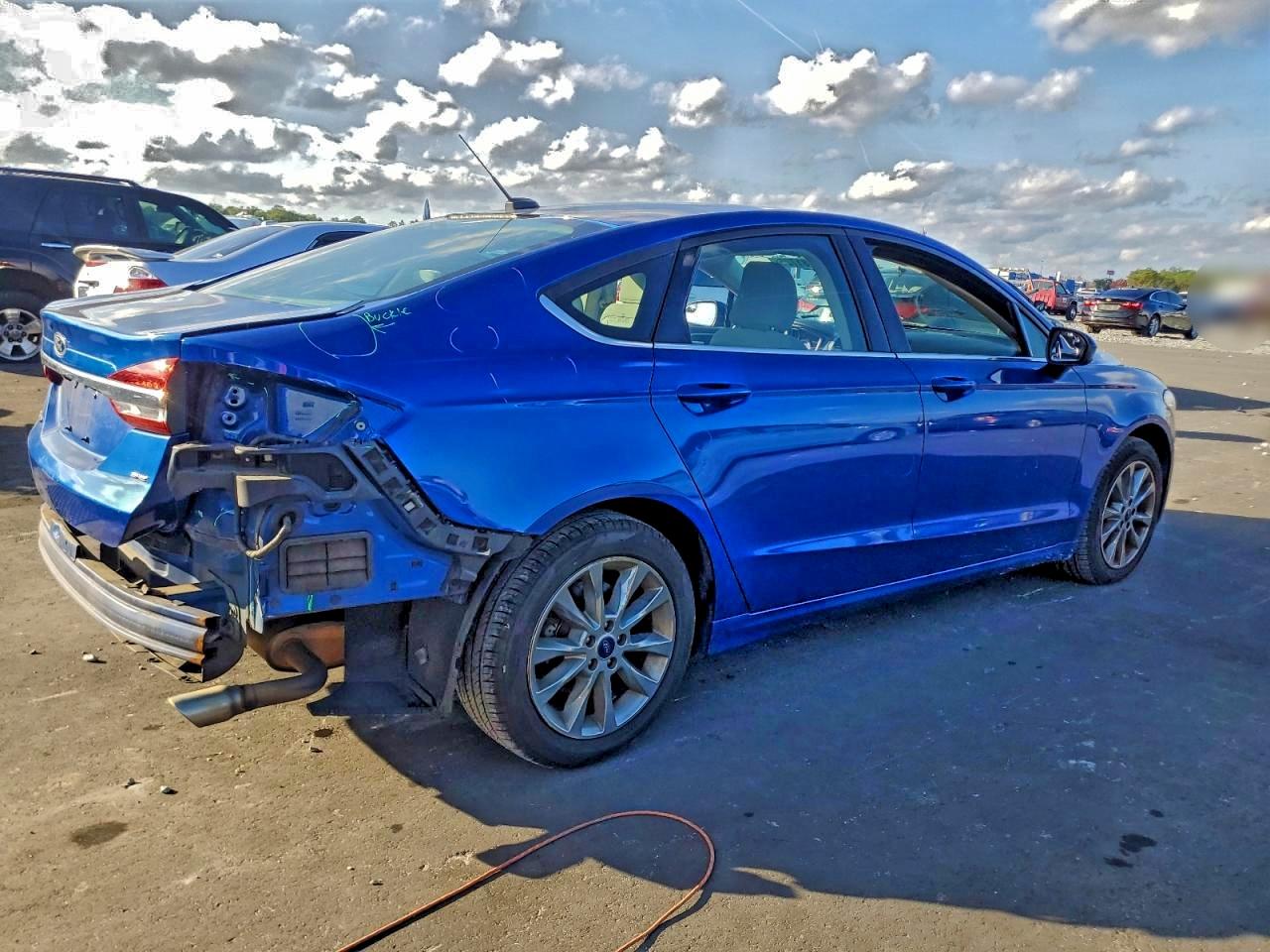 Ford Fusion Se Image 12