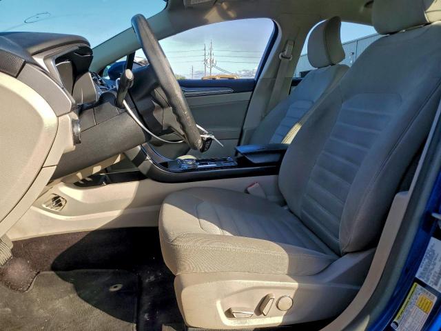 Ford Fusion Se Image 2