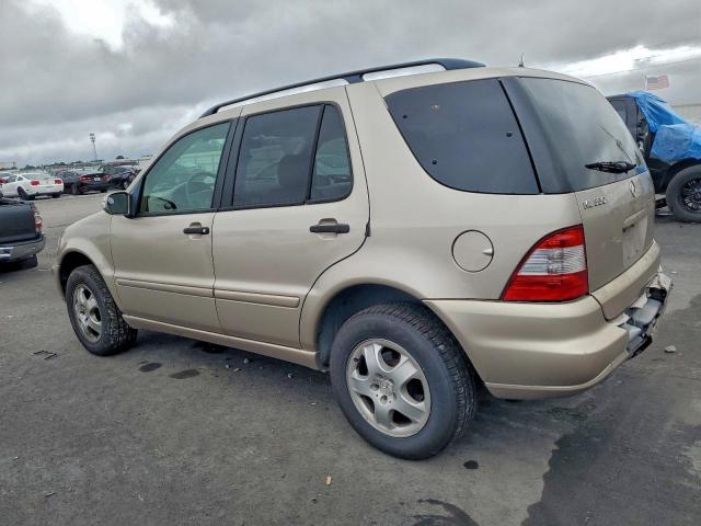 Mercedes-Benz M-Class 350 Image 13