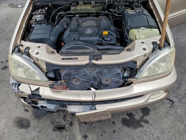 Mercedes-Benz M-Class 350 Image 10